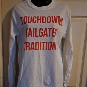 Gildan graphic long sleeve T-shirt size small 5/$25